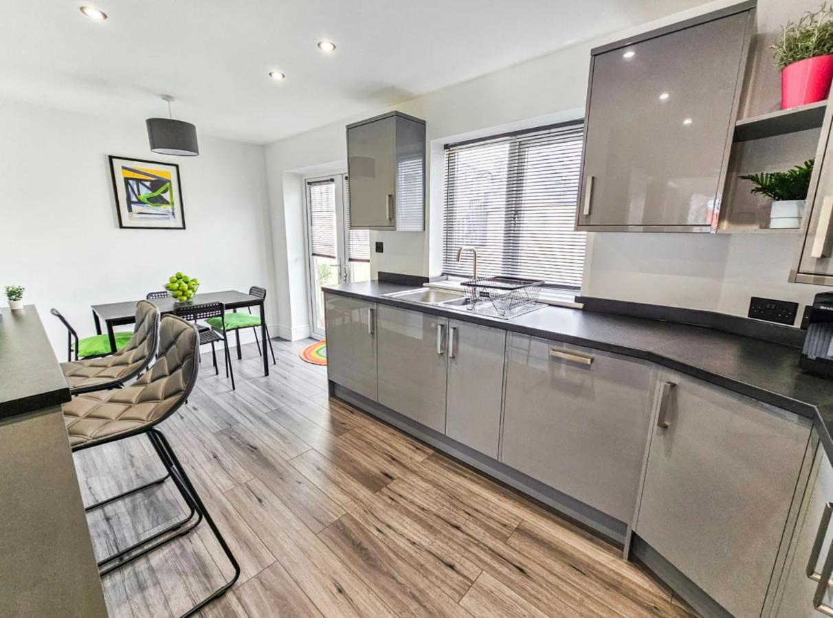 Two Bedroom Detached Modern Bungalow Close To Plymouth Argyle Fc 外观 照片
