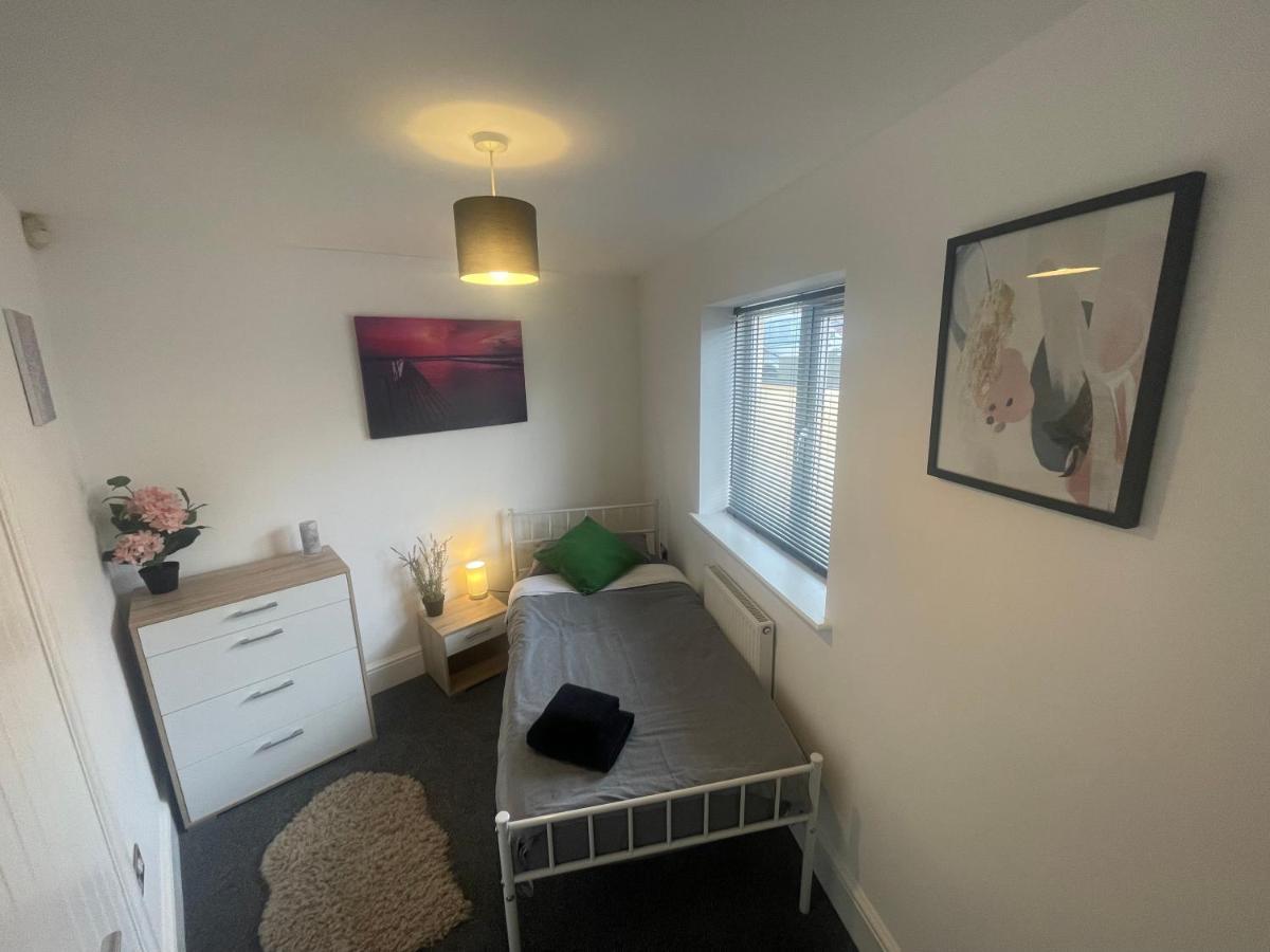 Two Bedroom Detached Modern Bungalow Close To Plymouth Argyle Fc 外观 照片